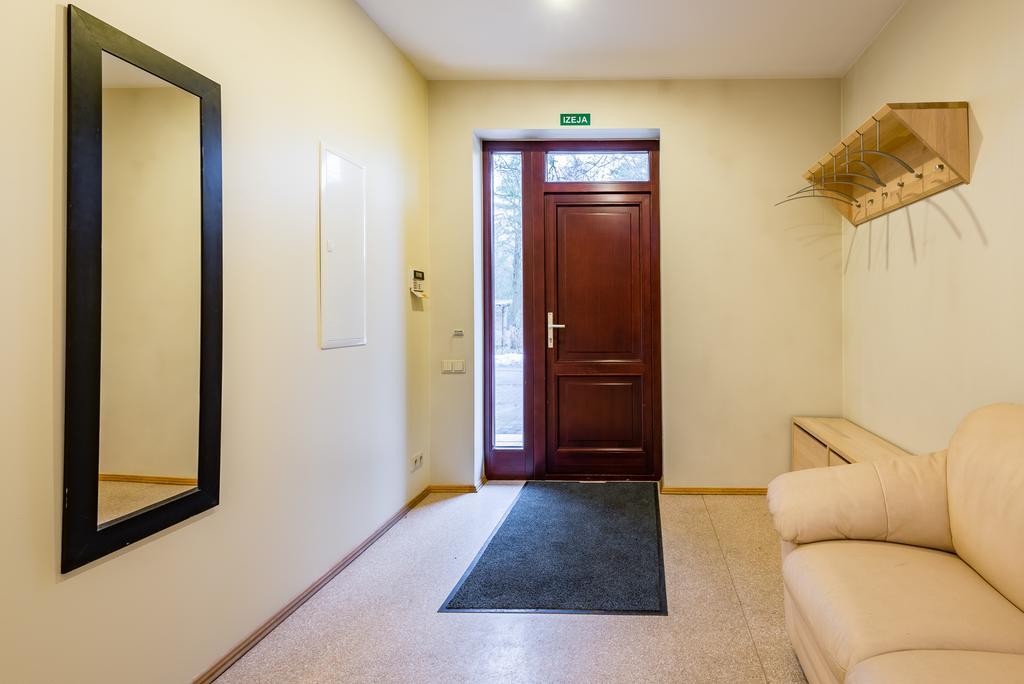 Riga Airport Jurmala Apartments エクステリア 写真
